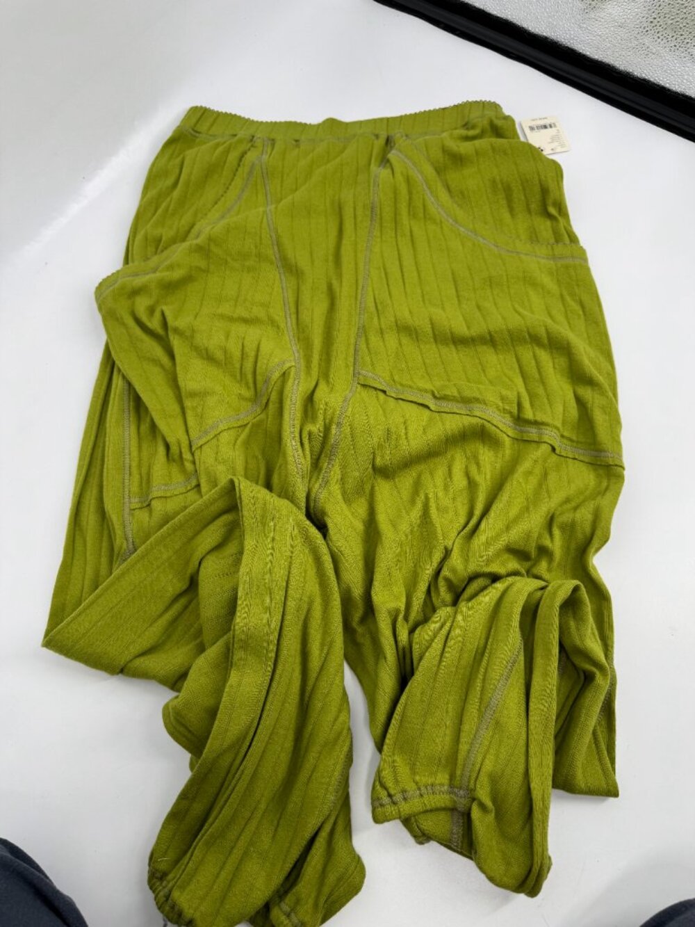 FREE PEOPLE Intimately Coffee Chat Jogger Size L NWT - Picture 10 of 12